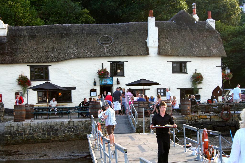 Waterside Holiday Cottages Truro Exterior foto